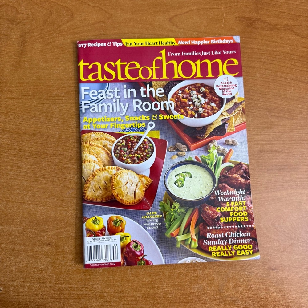 Taste of Home Cookbook - Vibrant Red and‎ Yellow Edition
